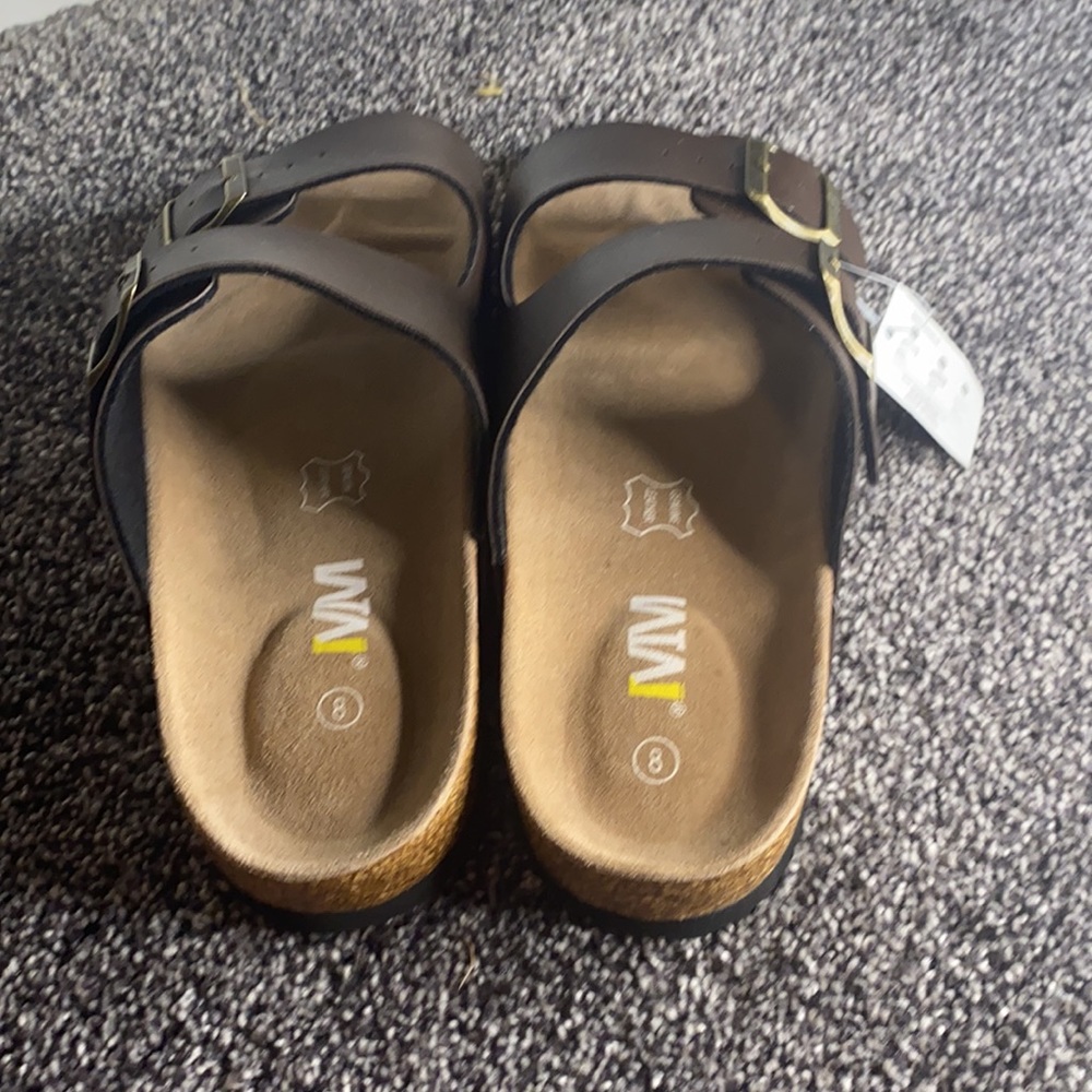Sandals - Picture 3 of 5